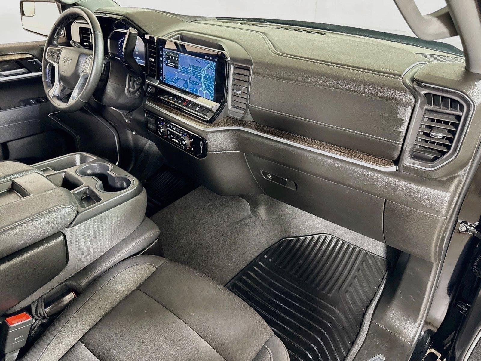 Used 2026 Chevrolet Silverado 1500 RST AWD/4WD image 27