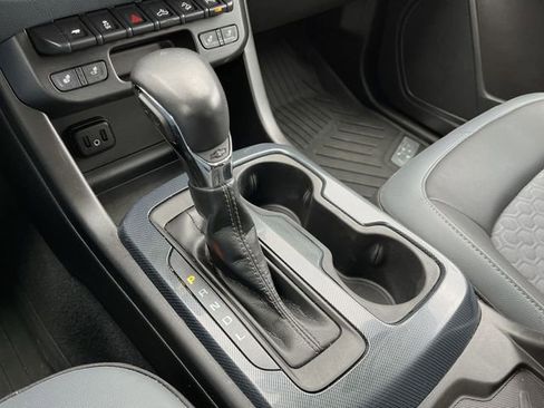 Used 2022 Chevrolet Colorado Z71 image 22