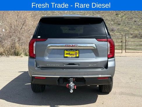 Used 2022 GMC Yukon SLT w/ Max Trailering Package AWD/4WD image 4