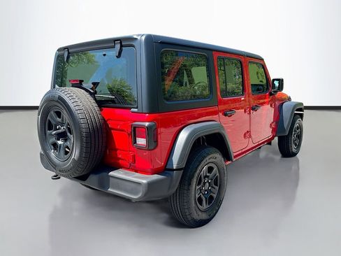 Used 2024 Jeep Wrangler Unlimited Sport AWD/4WD image 9