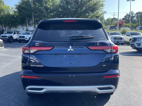 Used 2022 Mitsubishi Outlander SE AWD/4WD image 6