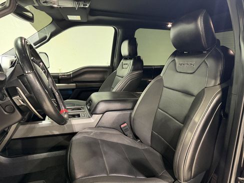 Used 2019 Ford F150 Raptor w/ Equipment Group 802A Luxury AWD/4WD image 9