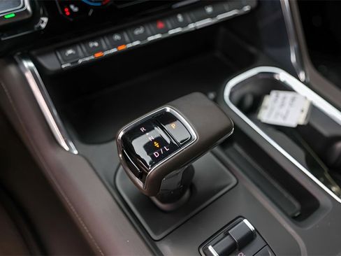 Used 2023 GMC Sierra 1500 Denali w/ Denali Reserve Package image 30