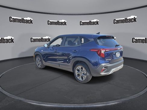 Used 2026 Kia Seltos LX FWD image 5
