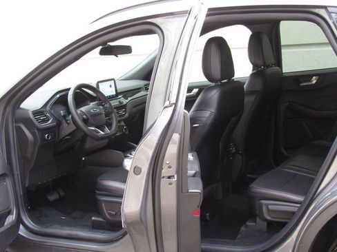 Used 2025 Ford Escape ST-Line AWD/4WD image 14