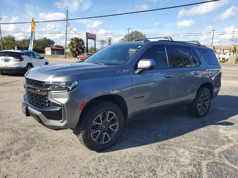 Used 2021 Chevrolet Tahoe Z71 w/ Z71 Off-Road Package AWD/4WD image 2