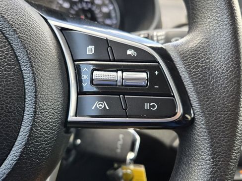 Used 2024 Kia Forte LXS w/ LXS Technology Package FWD image 23