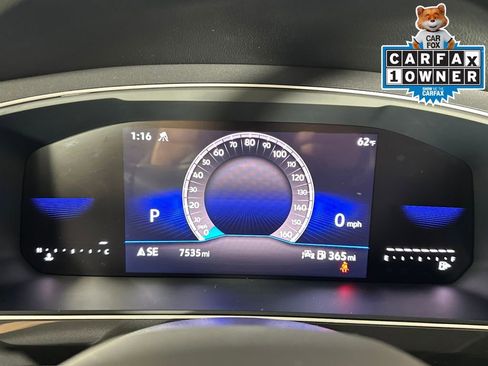 Used 2024 Volkswagen Tiguan SE image 16