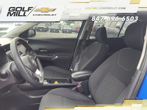 Used 2024 Nissan Kicks SV FWD image 15