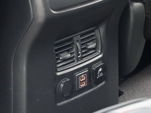 Used 2020 Nissan Titan PRO-4X w/ Pro-4x Utility Package image 23