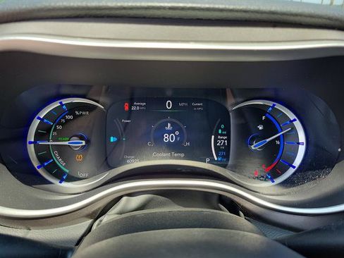 Used 2024 Chrysler Pacifica Limited FWD image 26