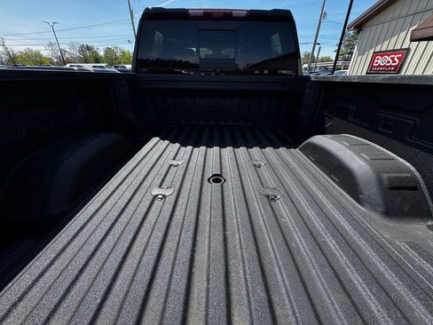 Used 2025 GMC Sierra 2500 Denali Ultimate AWD/4WD image 46