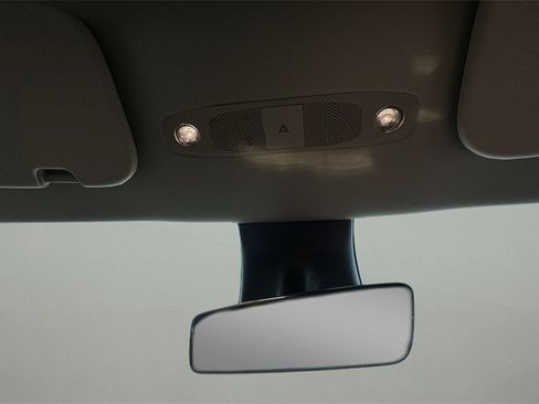 Used 2021 Tesla Model Y Long Range image 29