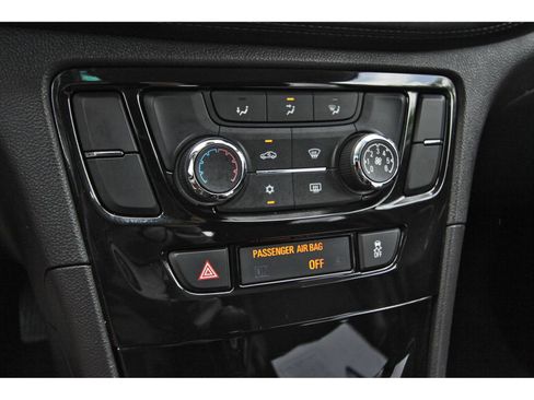 Used 2018 Buick Encore Preferred FWD image 27