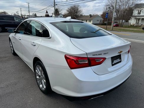 Used 2018 Chevrolet Malibu Premier image 10