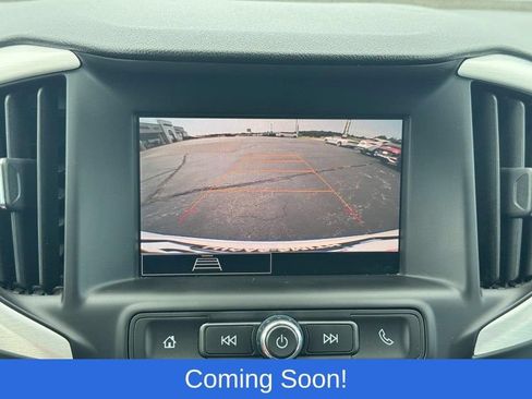 Used 2024 GMC Terrain SLE FWD image 25