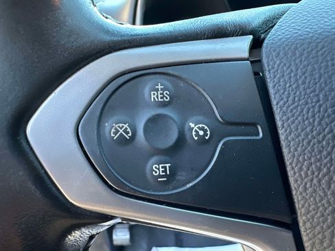 Used 2022 Chevrolet Colorado LT w/ LT Convenience Package image 17