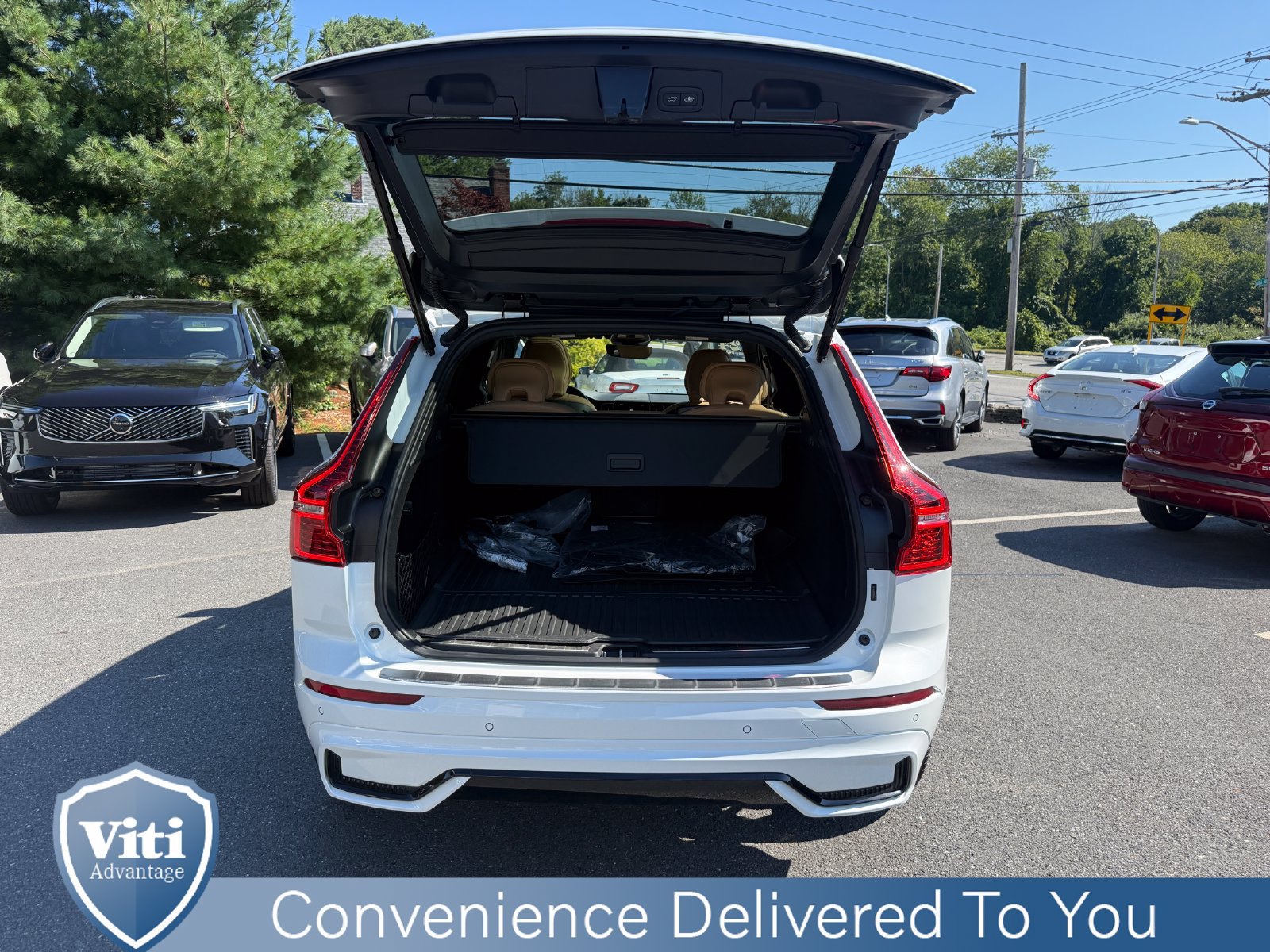 Used 2024 Volvo XC60 T8 Ultimate AWD/4WD image 23