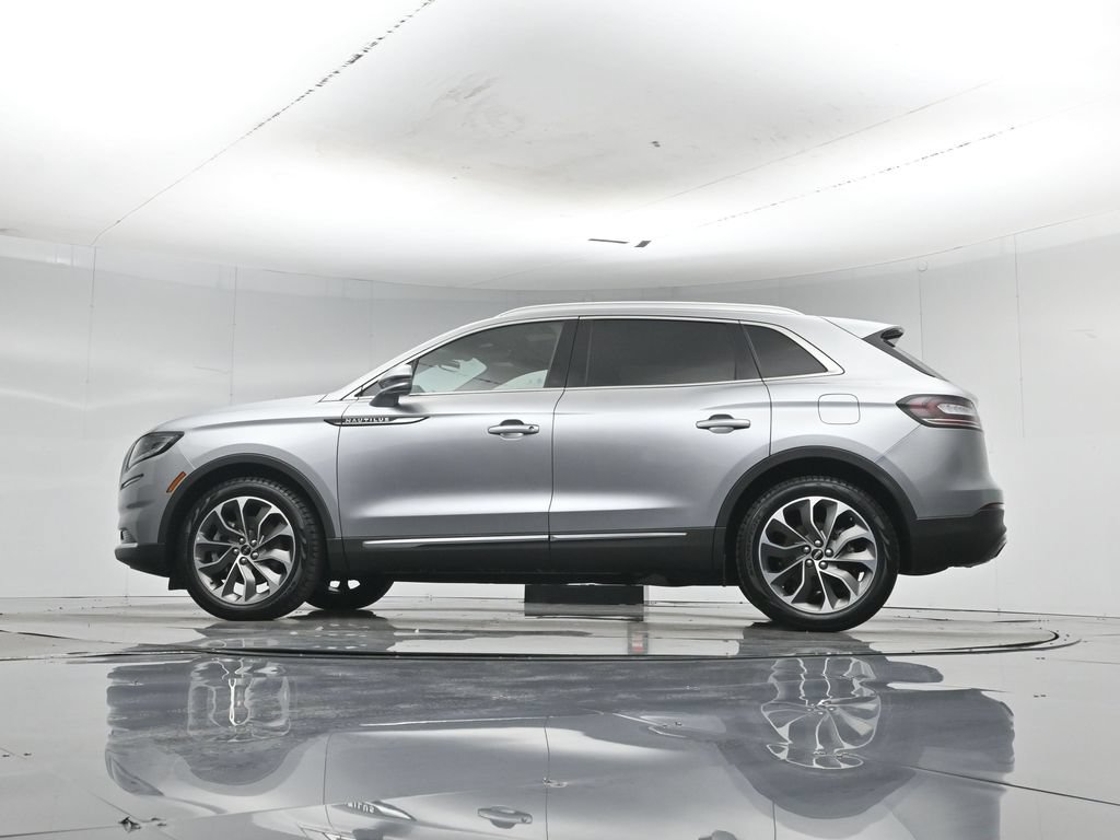 Used 2023 Lincoln Nautilus Reserve FWD image 7