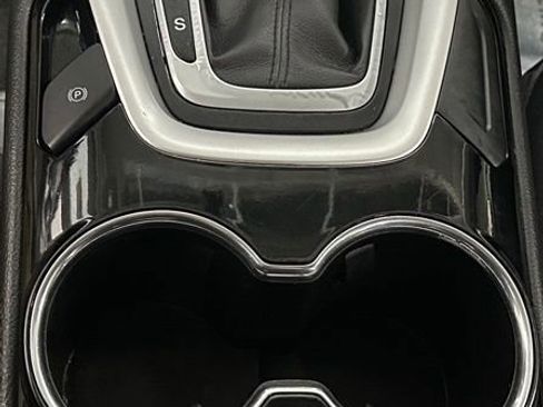 Used 2015 Ford Fusion SE image 17