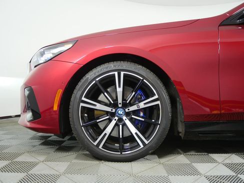 Certified 2025 BMW i5 M60 image 7