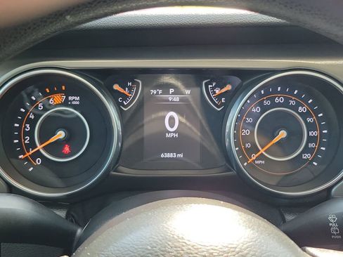 Used 2018 Jeep Wrangler Unlimited Sport AWD/4WD image 21