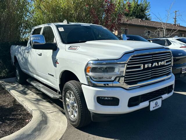 Used 2024 RAM 2500 Laramie AWD/4WD image 2