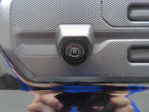 Used 2024 GMC Sierra 3500 SLT w/ SLT Premium Package image 35