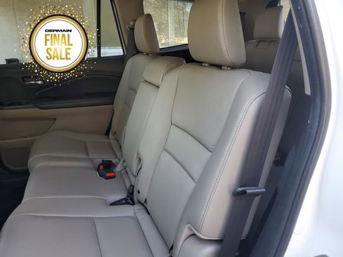 Used 2017 Honda Pilot Touring image 17