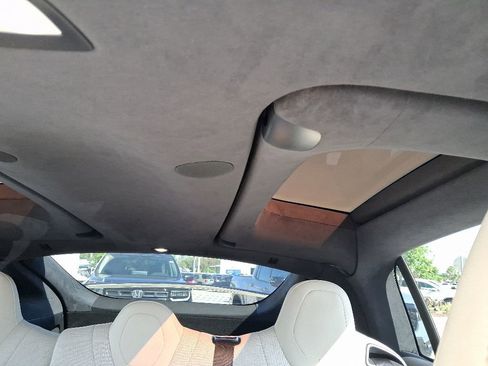Used 2022 Tesla Model X AWD/4WD image 26