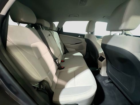 Used 2021 Hyundai Tucson SEL w/ Cargo Package image 19