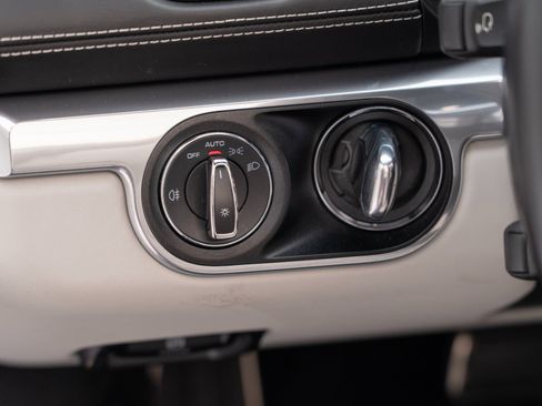 Certified 2023 Porsche 718 Boxster GTS image 28