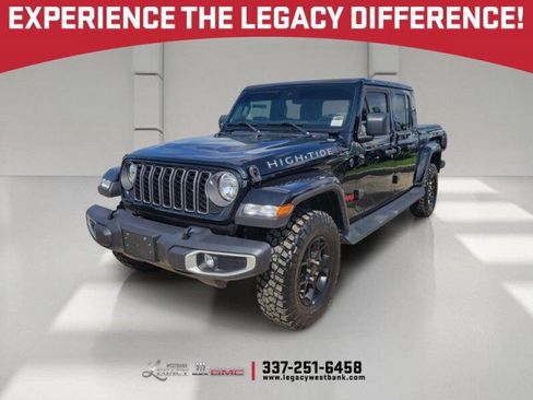 Used 2025 Jeep Gladiator Sport AWD/4WD image 1