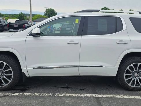Used 2022 GMC Acadia Denali w/ GMC Pro Grade Package AWD/4WD image 4