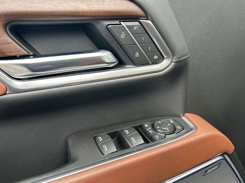 Used 2025 GMC Sierra 2500 Denali Ultimate image 42