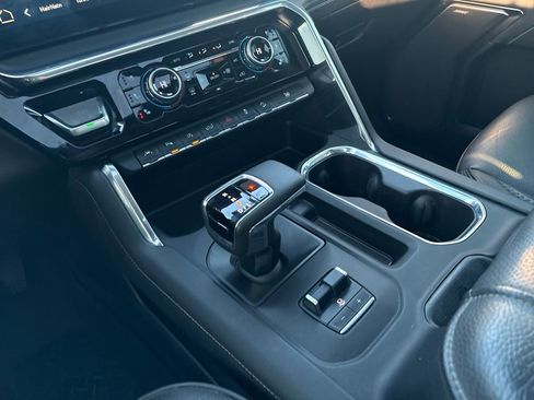 Used 2024 GMC Sierra 1500 Denali w/ Technology Package image 25