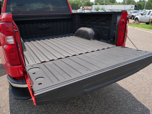 Used 2026 Chevrolet Silverado 1500 LT w/ Protection Package AWD/4WD image 6