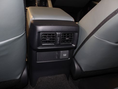 Used 2025 Toyota 4Runner Trailhunter image 52