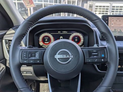 Certified 2024 Nissan Rogue SL w/ SL Premium Package image 27