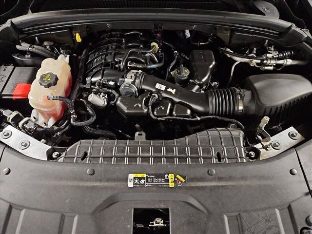 Used 2023 Jeep Grand Cherokee L Limited AWD/4WD image 23