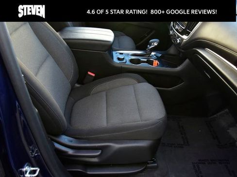 Used 2023 Chevrolet Traverse LT image 14