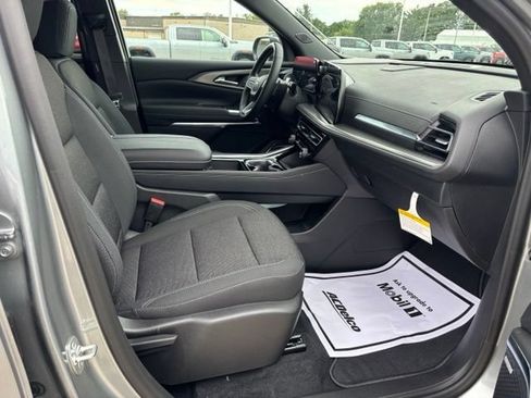 New 2026 Chevrolet Traverse LT w/ Enhanced Driving Package AWD/4WD image 25