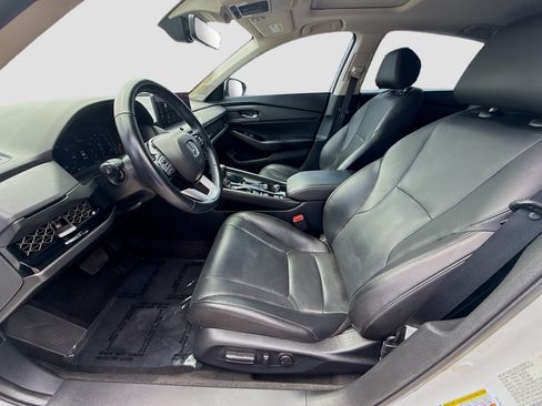 Used 2023 Honda Accord Touring image 19