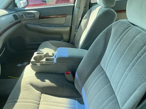 Used 2002 Chevrolet Impala w/ Preferred Equipment Group image 21