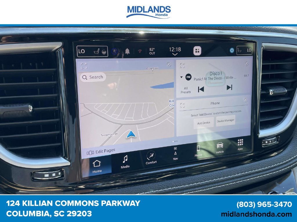 Used 2023 Chrysler Pacifica Limited FWD image 27