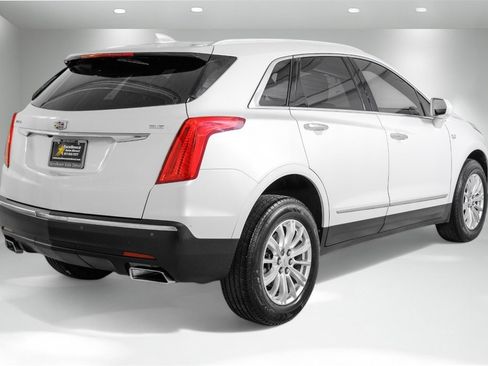 Used 2017 Cadillac XT5 FWD w/ LPO, Wheel Lock Package image 6