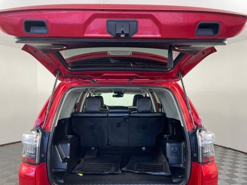 Used 2022 Toyota 4Runner TRD Off-Road Premium image 9