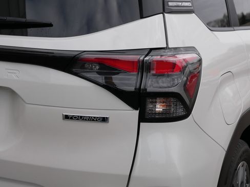 Used 2025 Subaru Forester Touring w/ Popular Package - Touring image 17