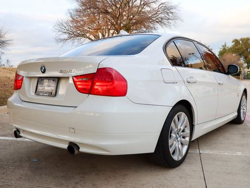 Used 2011 BMW 335i xDrive Sedan image 7