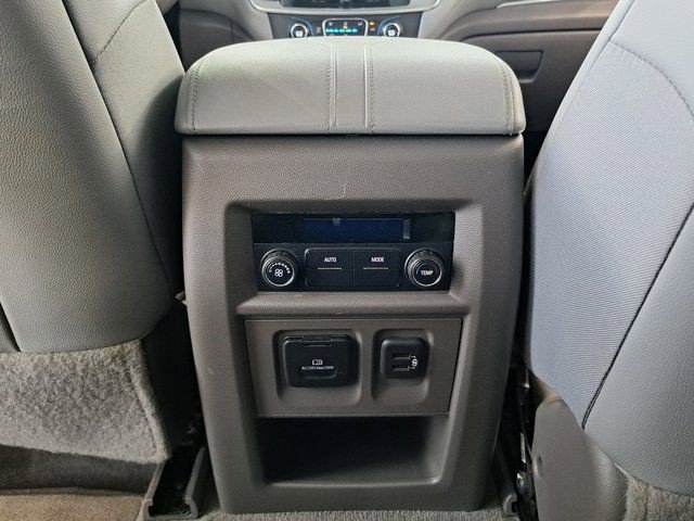 Used 2019 Chevrolet Traverse LT w/ LT Premium Package FWD image 28